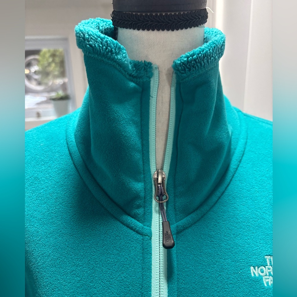 The North Face Sherpa Lined Jacket Size Medium Teal Pockets B1 - Picture 2 of 12